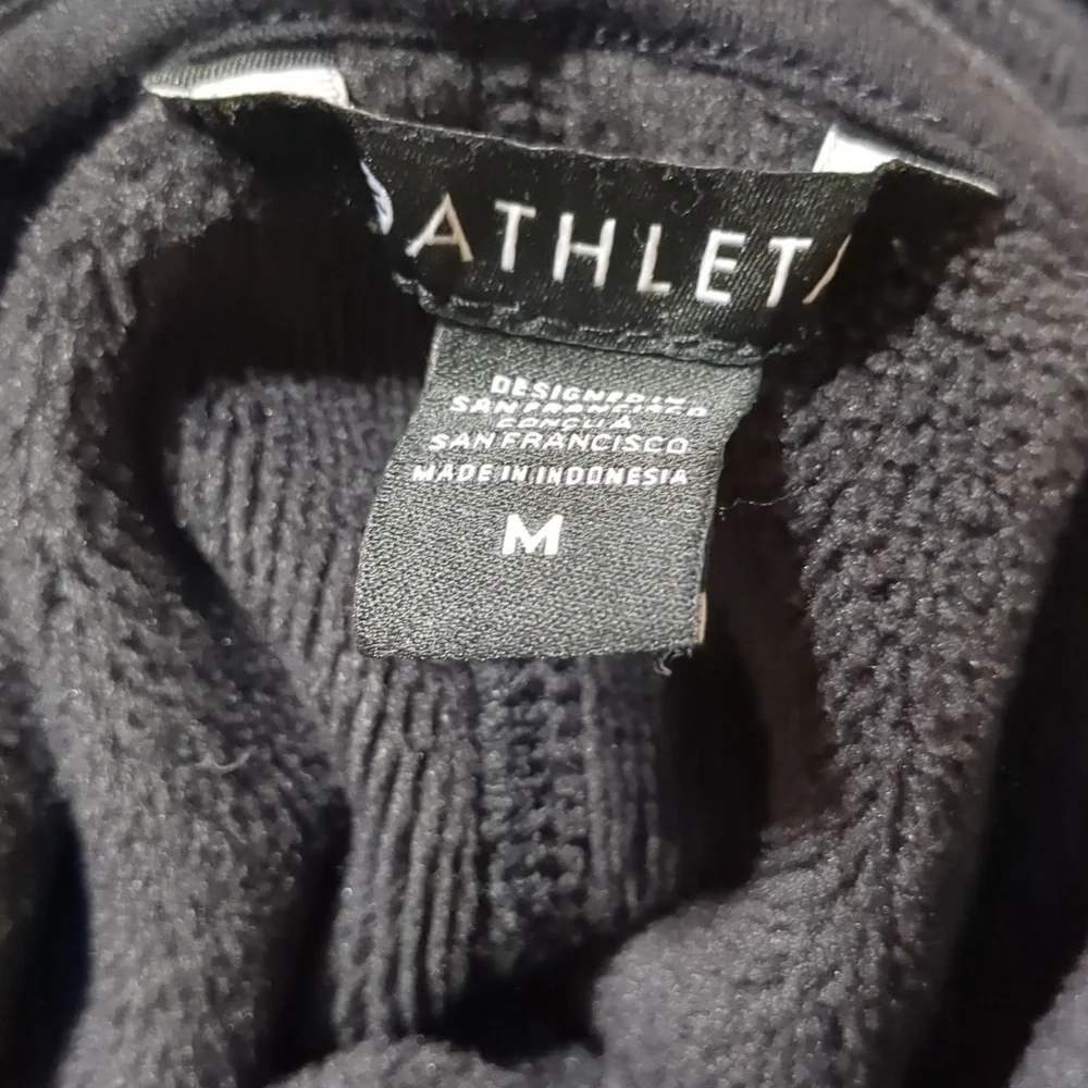 ATHLETA Cozy Karma Twist Neck Sweatshirt Black Lined Pullover Size Medium